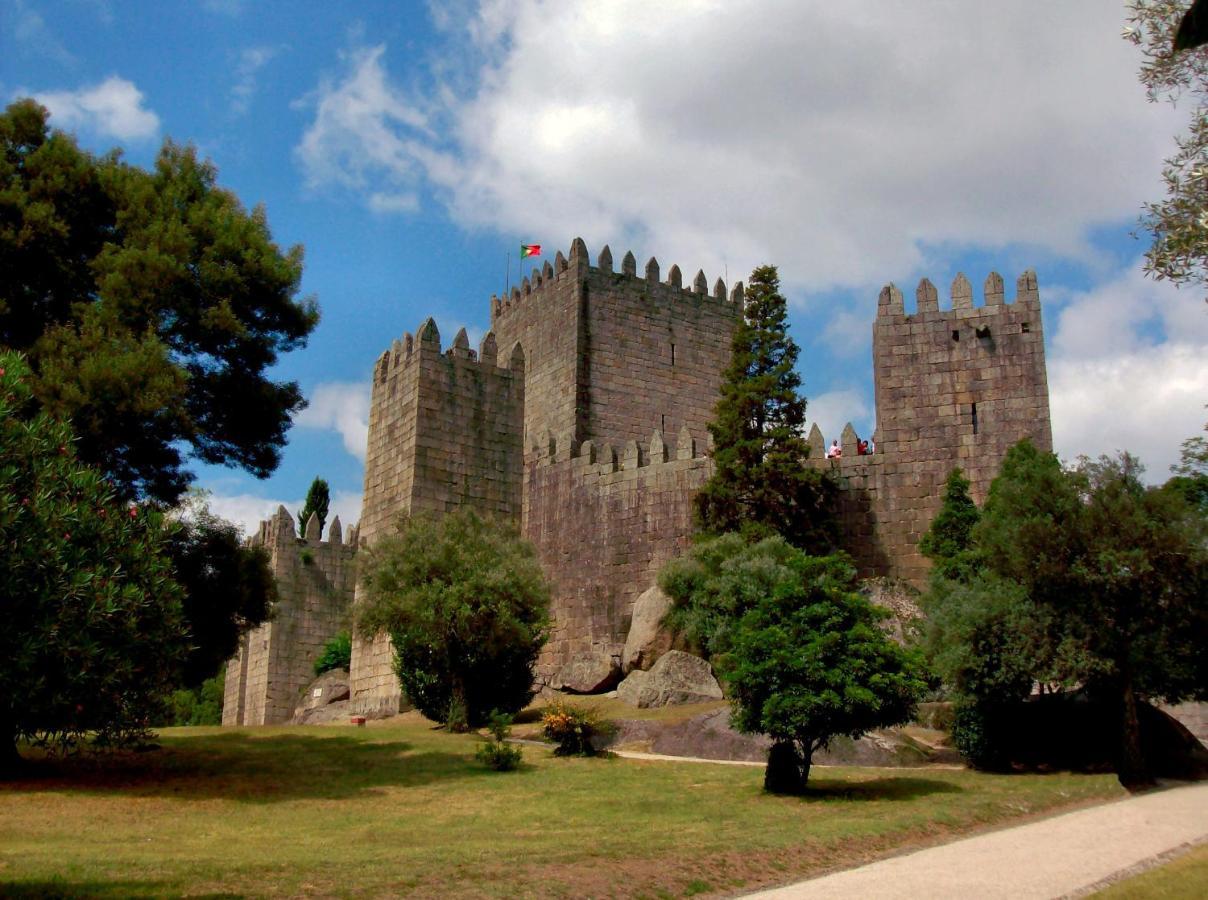 Ana'S Houses Guimaraes Bagian luar foto